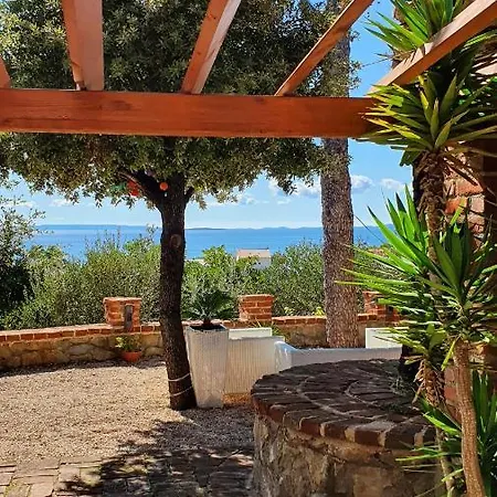 St Lucia Castle Banjol