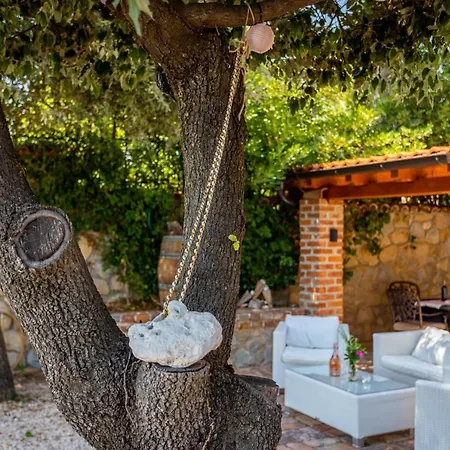 St Lucia Castle Banjol