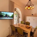 St Lucia Castle * Banjol