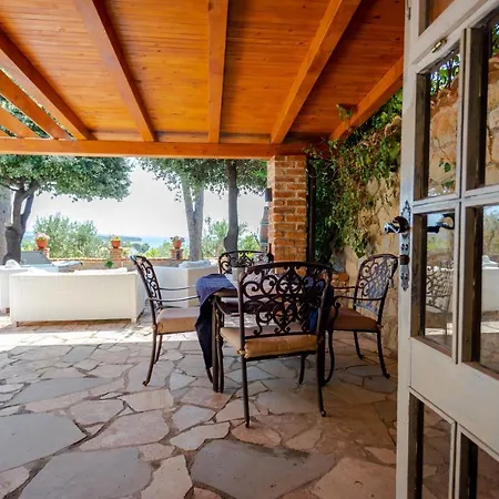 St Lucia Castle Banjol