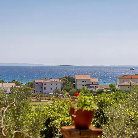 St Lucia Castle Apartment Banjol