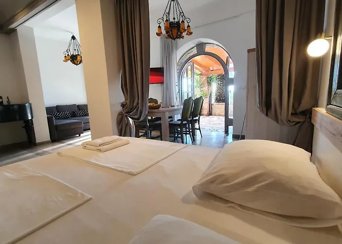 Апартаменты St Lucia Castle