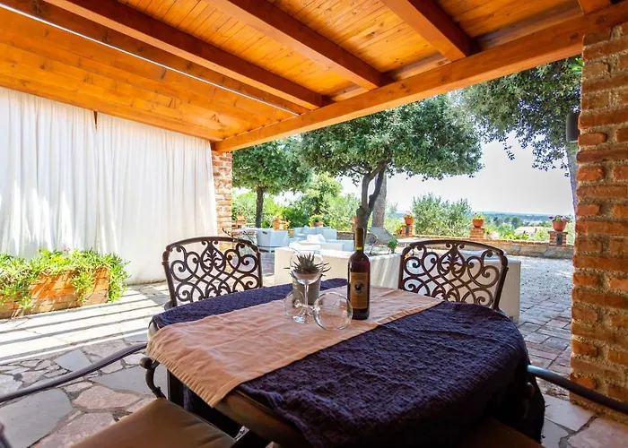 St Lucia Castle Апартаменты Банёл